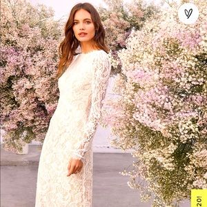 Lulus All I Know long sleeve lace dress. Size medium. Never worn!